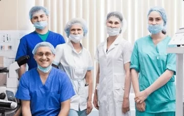 image 1 : El equipo de laboratorios, profesionales de la más alta categoría